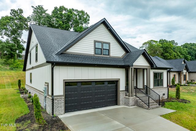 174 Boones Station Road, Johnson City, TN 37615