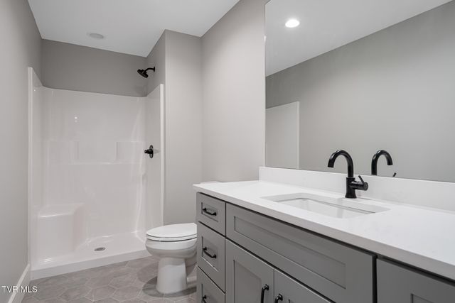 174 Boones Station Road, Johnson City, TN 37615