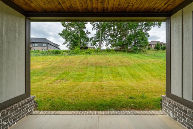 174 Boones Station Road, Johnson City, TN 37615