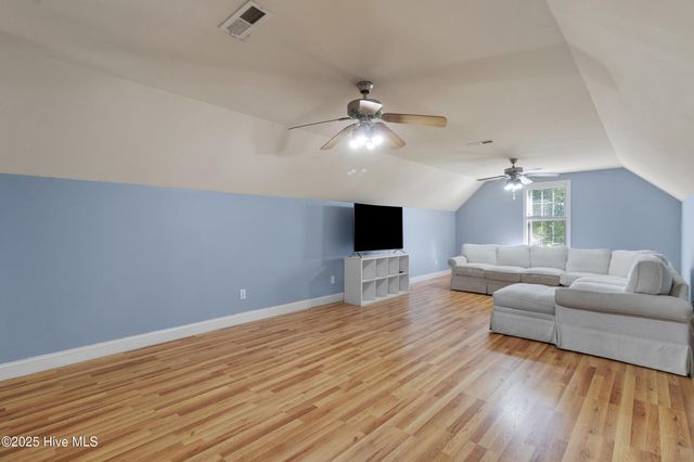 103 Arabian Circle, Beulaville, NC 28518