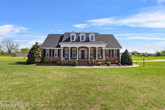 103 Arabian Circle, Beulaville, NC 28518