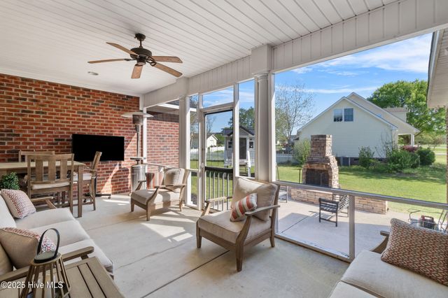 103 Arabian Circle, Beulaville, NC 28518