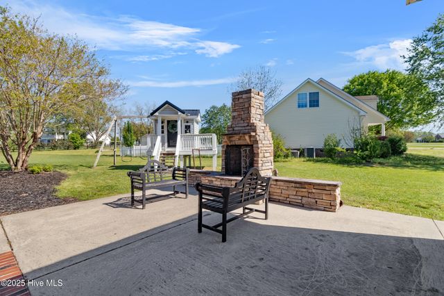 103 Arabian Circle, Beulaville, NC 28518