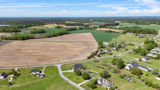 103 Arabian Circle, Beulaville, NC 28518