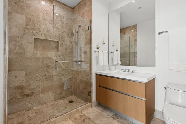 363 E Wacker Drive 4209, Chicago, IL 60601