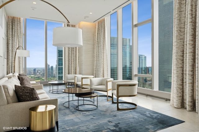 363 E Wacker Drive 4209, Chicago, IL 60601
