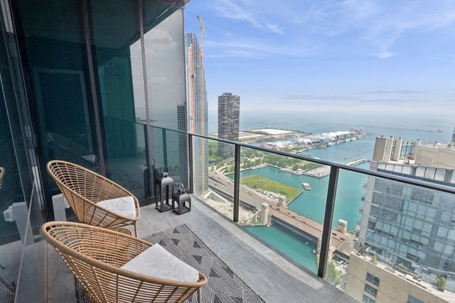 363 E Wacker Drive 4209, Chicago, IL 60601