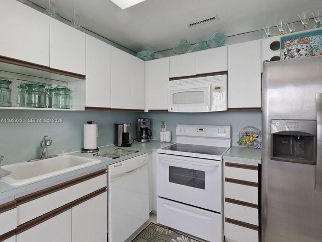 3505 S Ocean Dr 1514, Hollywood, FL 33019
