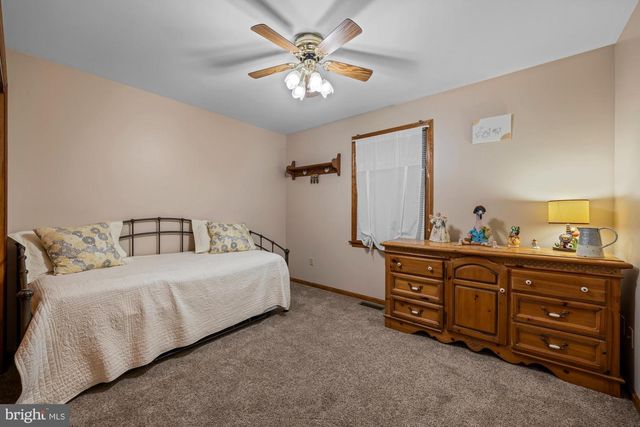 6130 OAK ST, Mays Landing, NJ 08330