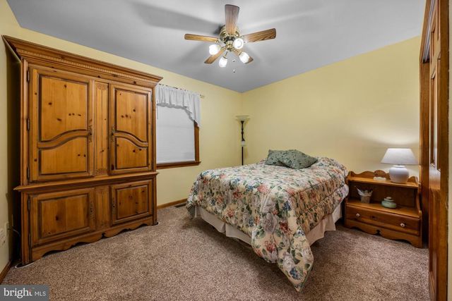 6130 OAK ST, Mays Landing, NJ 08330