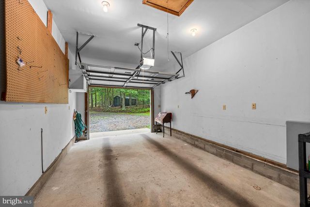 6130 OAK ST, Mays Landing, NJ 08330