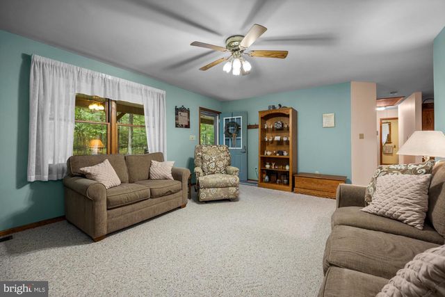 6130 OAK ST, Mays Landing, NJ 08330