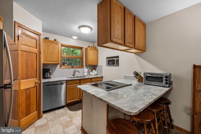 6130 OAK ST, Mays Landing, NJ 08330