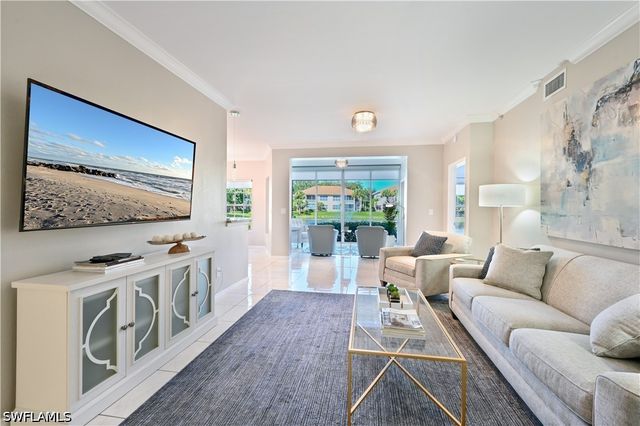 1054 Egrets Walk CIR 102, Naples, FL 34108