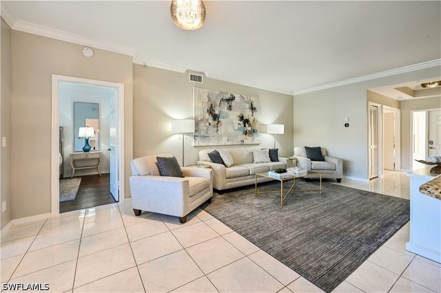 1054 Egrets Walk CIR 102, Naples, FL 34108