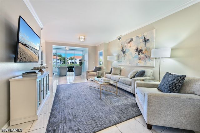 1054 Egrets Walk CIR 102, Naples, FL 34108