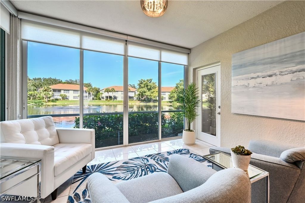 1054 Egrets Walk CIR 102, Naples, FL 34108