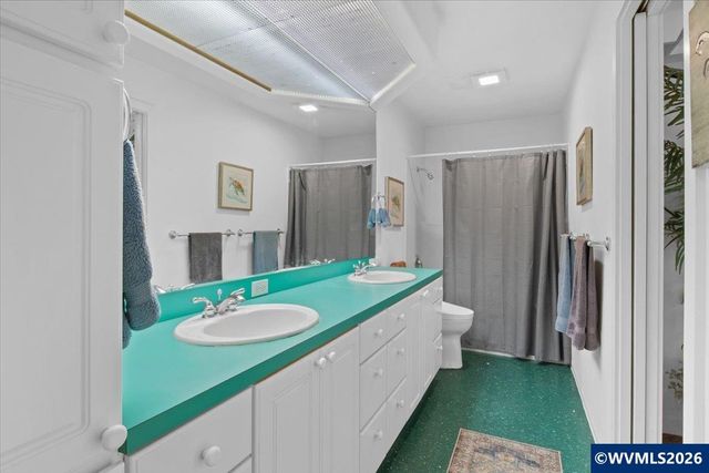 1746 Sunburst Ter NW, Salem, OR 97304