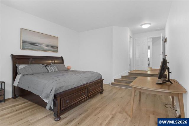 1746 Sunburst Ter NW, Salem, OR 97304