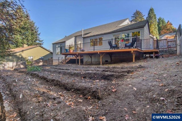 1746 Sunburst Ter NW, Salem, OR 97304