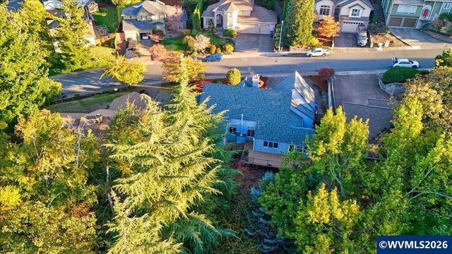 1746 Sunburst Ter NW, Salem, OR 97304