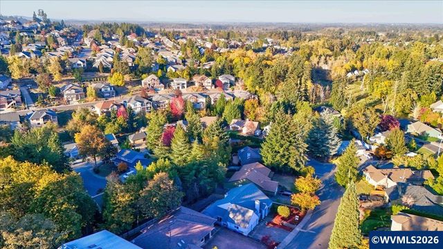 1746 Sunburst Ter NW, Salem, OR 97304
