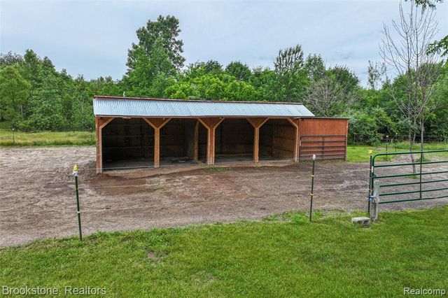 12152 Hoisington Road, Gaines, MI 48436