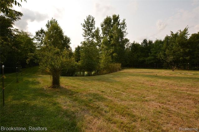 12152 Hoisington Road, Gaines, MI 48436