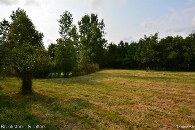 12152 Hoisington Road, Gaines, MI 48436