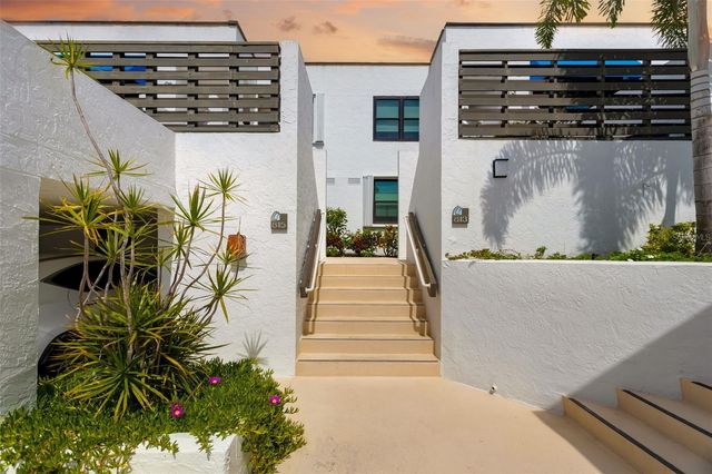 815 BAYPORT WAY 815, Longboat Key, FL 34228