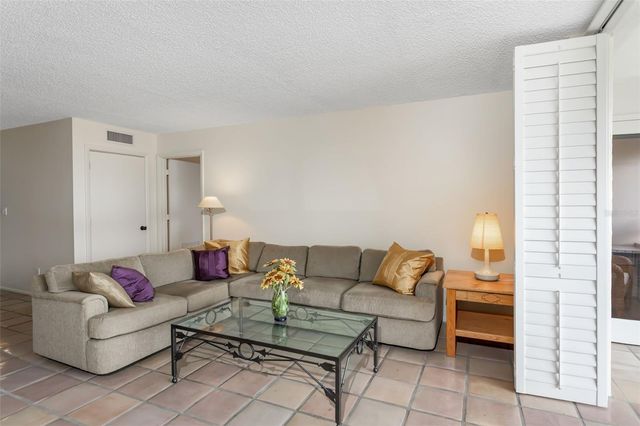 815 BAYPORT WAY 815, Longboat Key, FL 34228