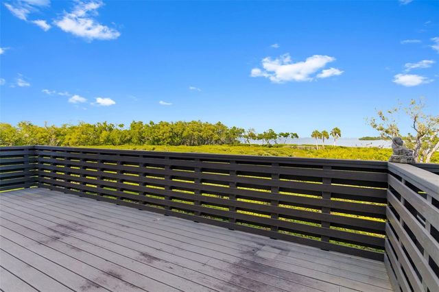 815 BAYPORT WAY 815, Longboat Key, FL 34228