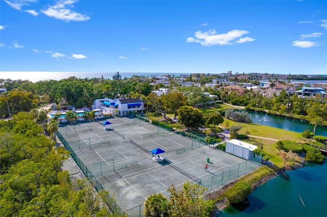 815 BAYPORT WAY 815, Longboat Key, FL 34228