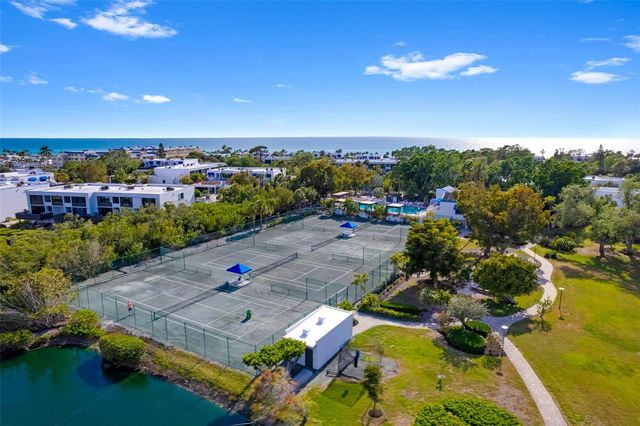 815 BAYPORT WAY 815, Longboat Key, FL 34228