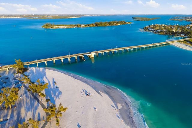 815 BAYPORT WAY 815, Longboat Key, FL 34228