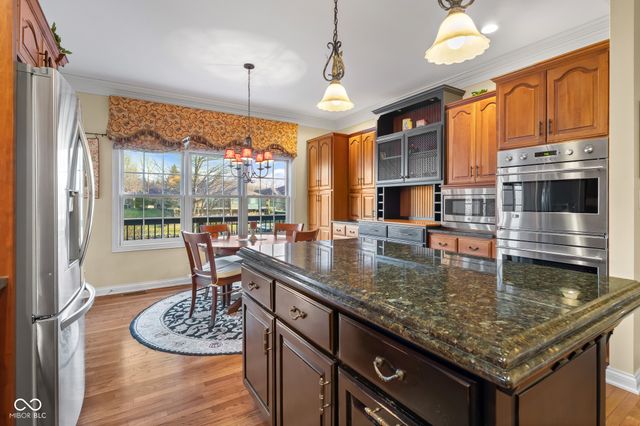 6045 Channel Drive, Columbus, IN 47201