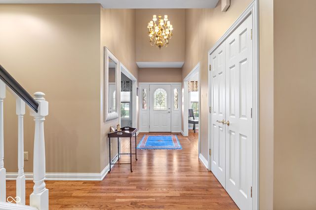 6045 Channel Drive, Columbus, IN 47201