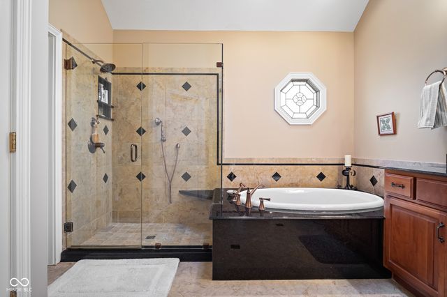 6045 Channel Drive, Columbus, IN 47201