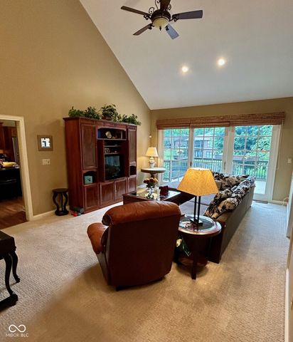 6045 Channel Drive, Columbus, IN 47201