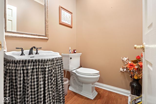 6045 Channel Drive, Columbus, IN 47201