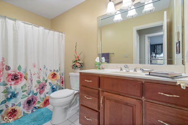 6045 Channel Drive, Columbus, IN 47201