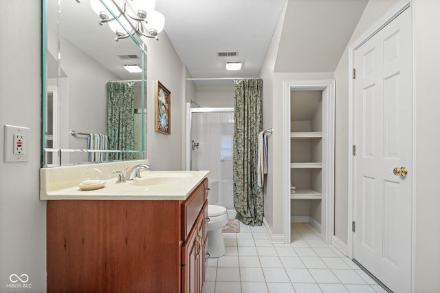 6045 Channel Drive, Columbus, IN 47201