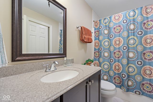 6045 Channel Drive, Columbus, IN 47201