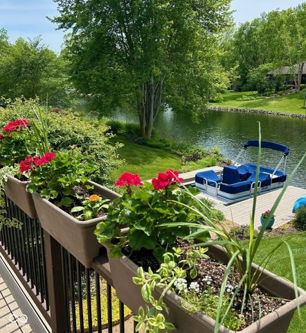 6045 Channel Drive, Columbus, IN 47201