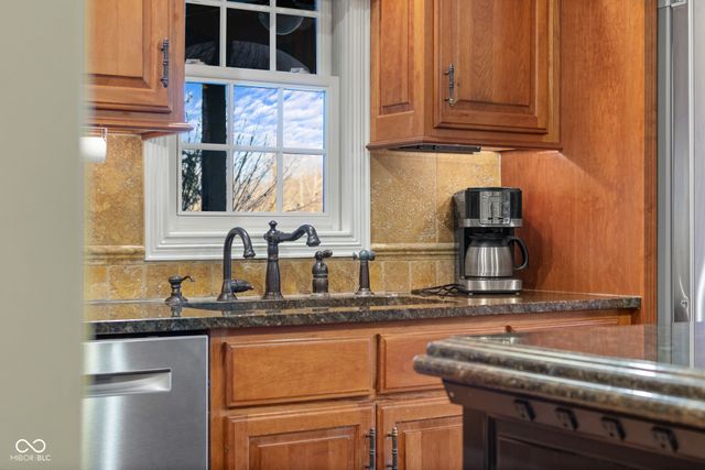 6045 Channel Drive, Columbus, IN 47201