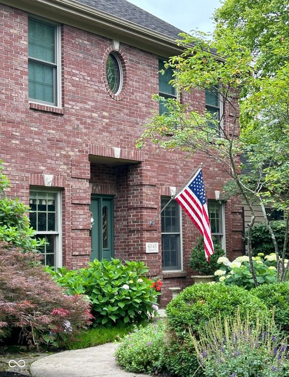 6045 Channel Drive, Columbus, IN 47201