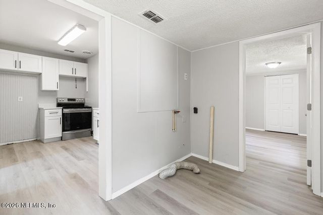 3125 3RD ST Circle S, Jacksonville, FL 32254