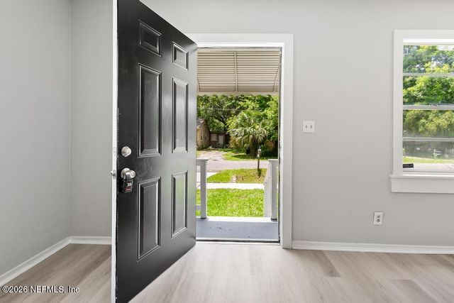 3125 3RD ST Circle S, Jacksonville, FL 32254