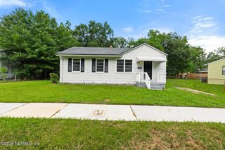 3125 3RD ST Circle S, Jacksonville, FL 32254