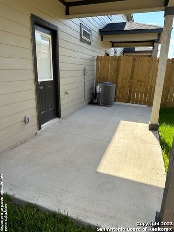 8431 Via Verona Unit 102, San Antonio, TX 78227